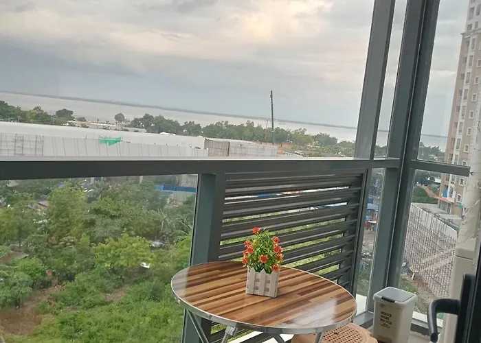 3 Brooms 3 Baths Cozy Condo, One Manchester Place * Punta Engano (Mactan)