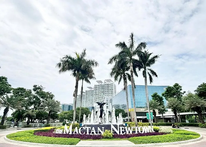 3 Brooms 3 Baths Cozy Condo, One Manchester Place Apartment Punta Engano (Mactan)