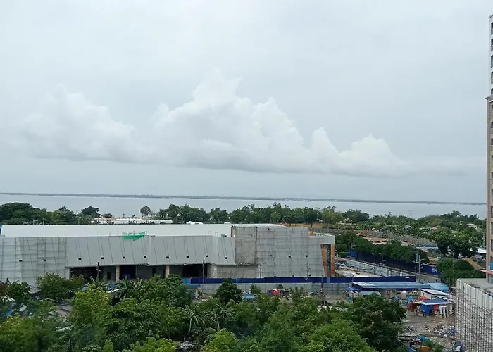 3 Brooms 3 Baths Cozy Condo, One Manchester Place Apartment Punta Engano (Mactan)