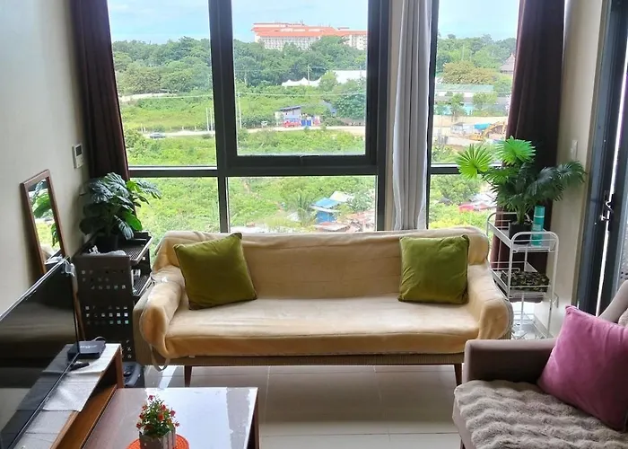 Apartment 3 Brooms 3 Baths Cozy Condo, One Manchester Place